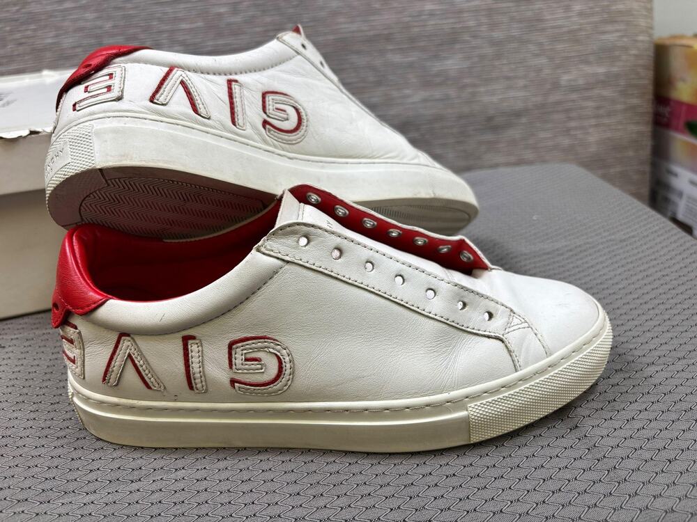 Givenchy Urban Street L Sneak Shoes Womens Size 7B White Red Leather Sneakers